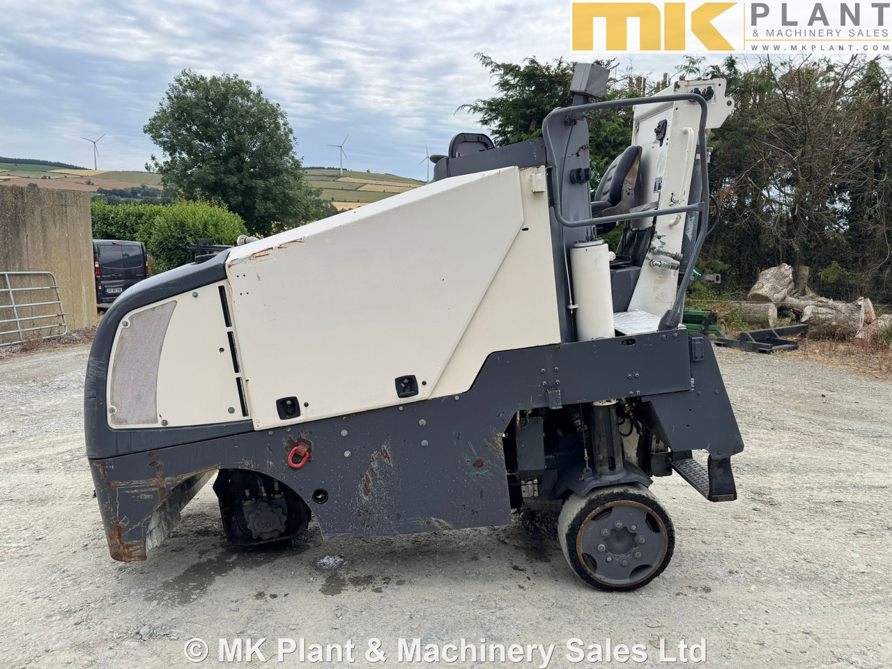 WIRTGEN W50 - Дорожня фреза: фото 1 WIRTGEN W50 - Дорожня фреза: фото 1