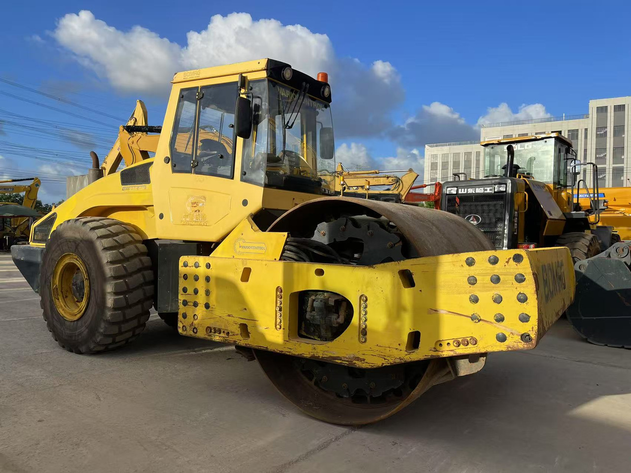 BOMAG BW226 - Дорожній каток: фото 2 BOMAG BW226 - Дорожній каток: фото 2