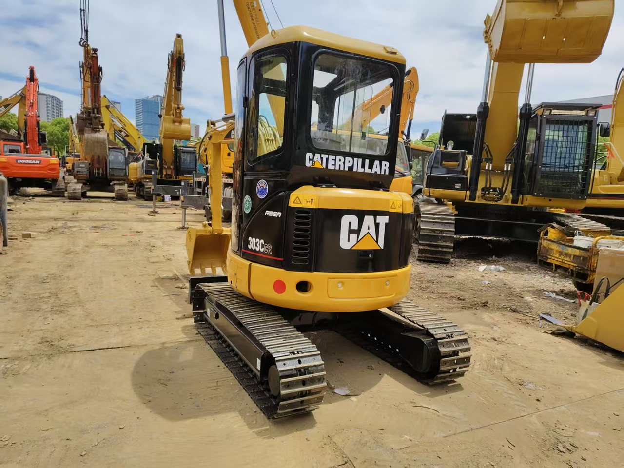 CATERPILLAR 303C - Міні-екскаватор: фото 5 CATERPILLAR 303C - Міні-екскаватор: фото 5