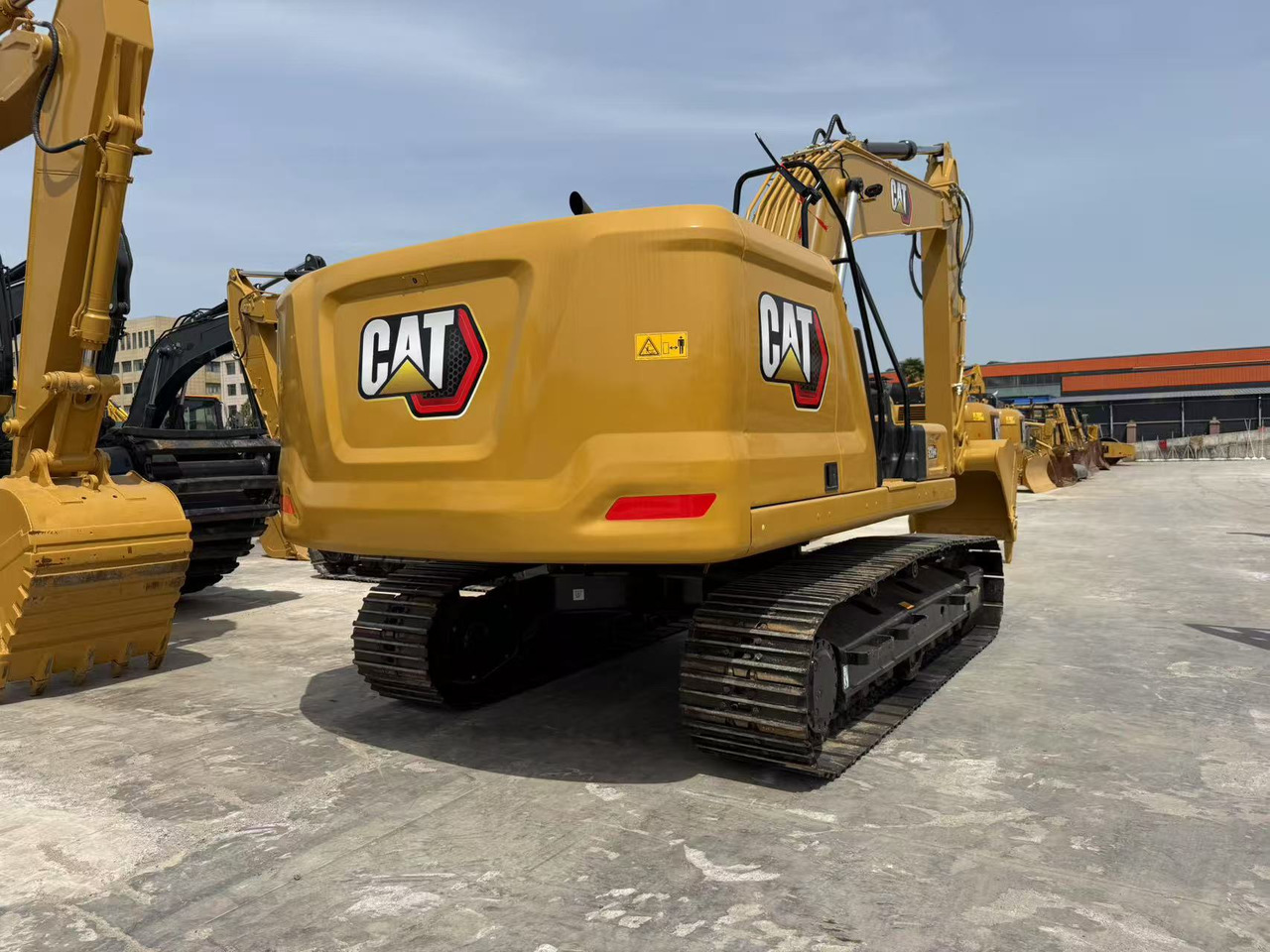 CATERPILLAR 320GC - Гусеничний екскаватор: фото 4 CATERPILLAR 320GC - Гусеничний екскаватор: фото 4