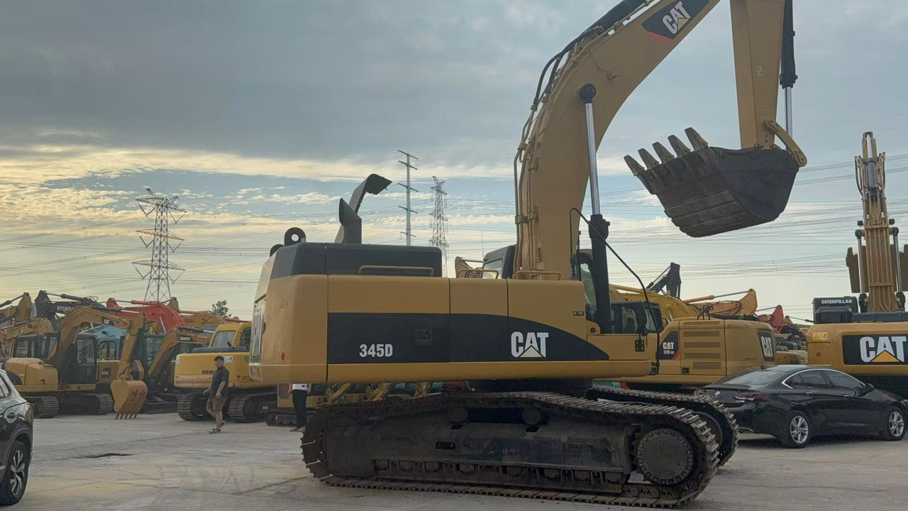 CATERPILLAR 345D - Гусеничний екскаватор: фото 1 CATERPILLAR 345D - Гусеничний екскаватор: фото 1
