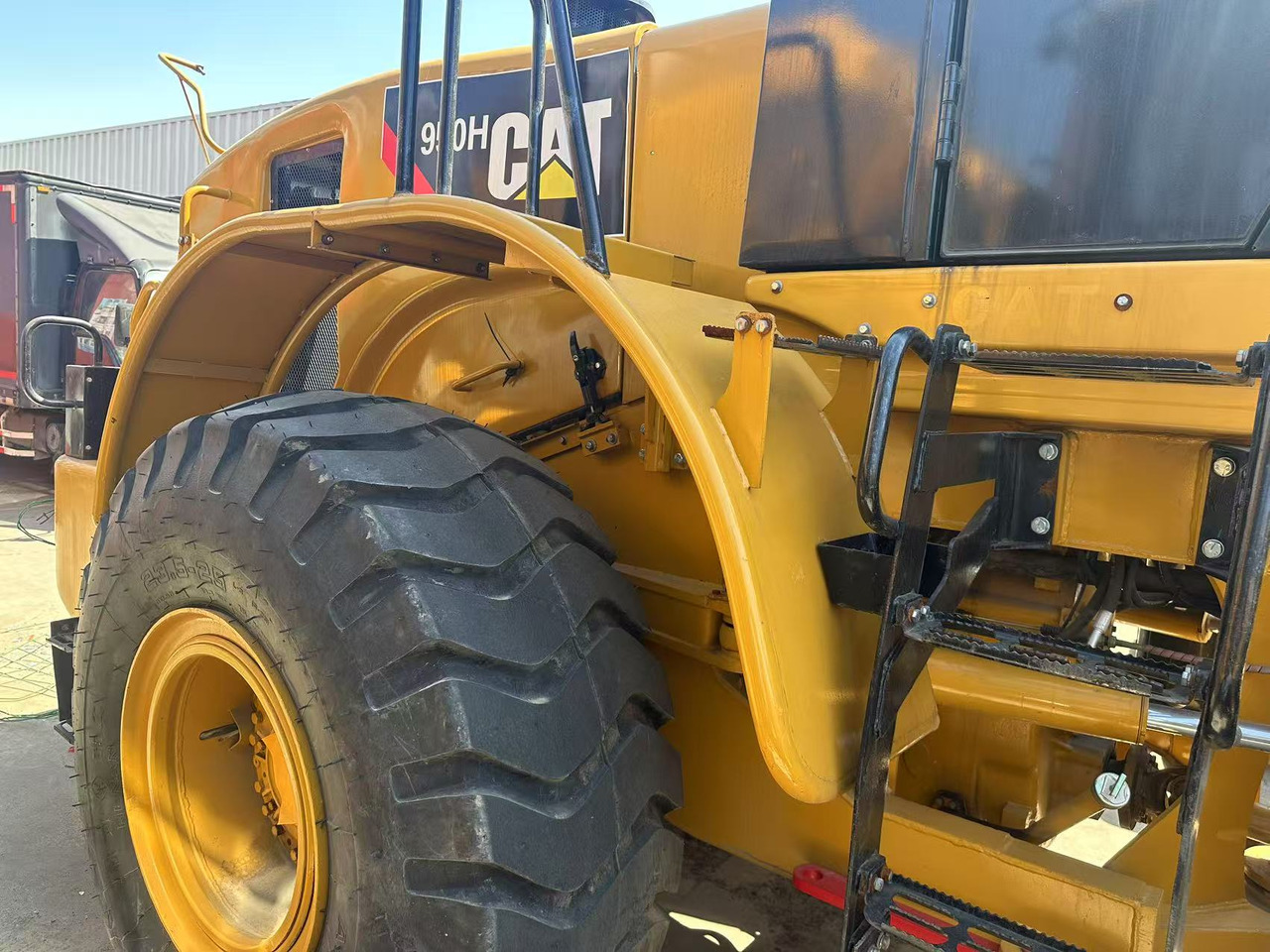 CATERPILLAR 950H - Колісний навантажувач: фото 3 CATERPILLAR 950H - Колісний навантажувач: фото 3