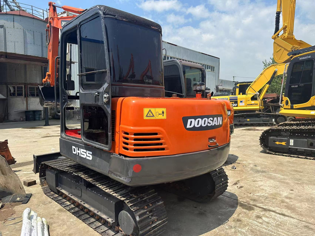 DOOSAN DH55 - Гусеничний екскаватор: фото 4 DOOSAN DH55 - Гусеничний екскаватор: фото 4