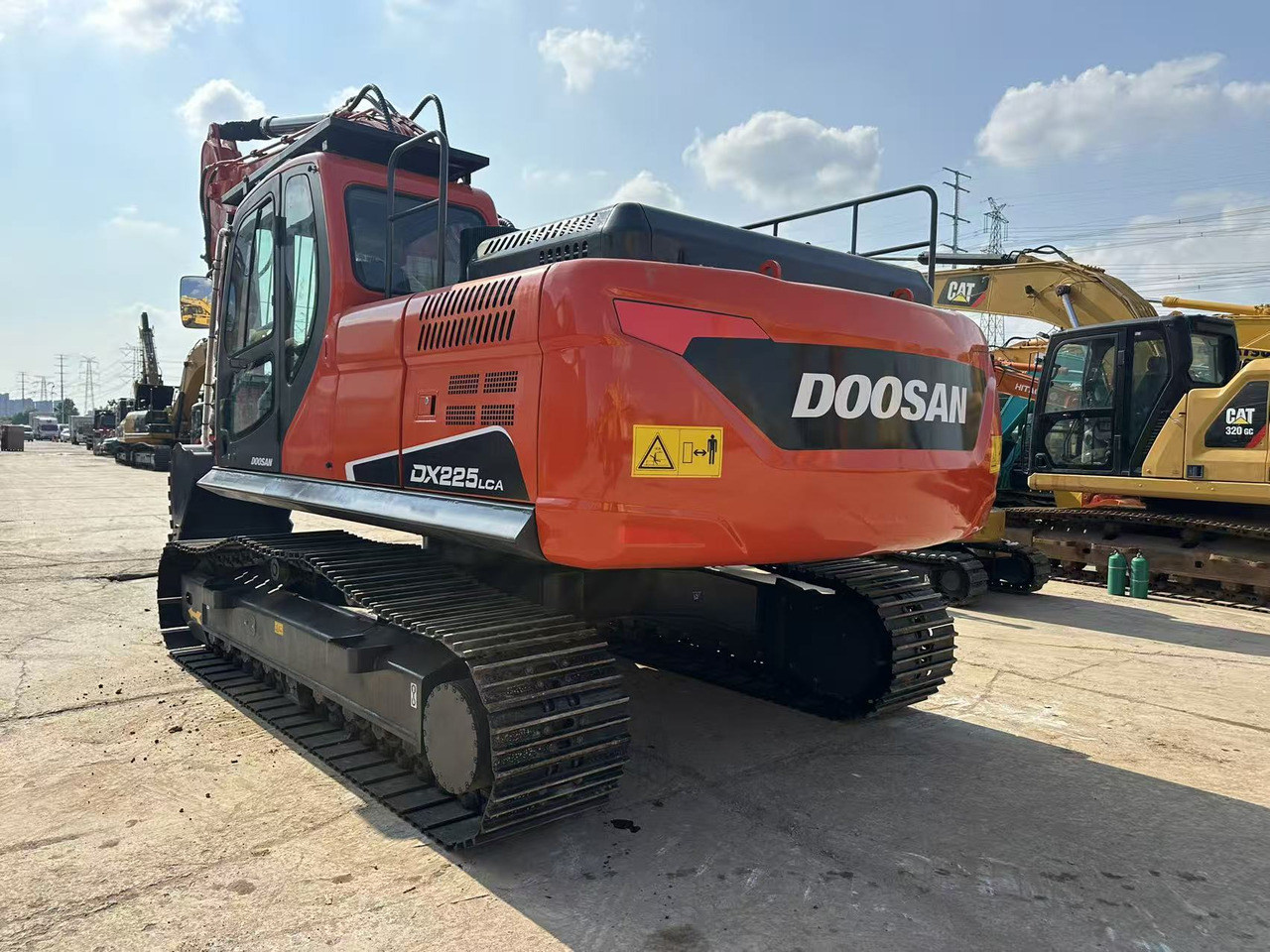 DOOSAN DX225LCA - Гусеничний екскаватор: фото 4 DOOSAN DX225LCA - Гусеничний екскаватор: фото 4
