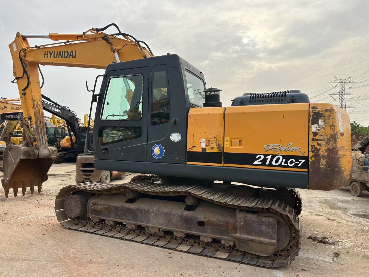 HYUNDAI R210LC-7 - Гусеничний екскаватор: фото 5 HYUNDAI R210LC-7 - Гусеничний екскаватор: фото 5