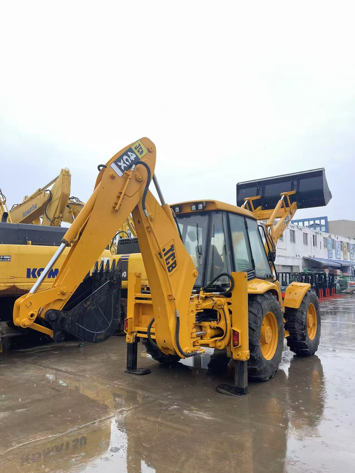 Екскаватор-навантажувач JCB 4CX: фото 6