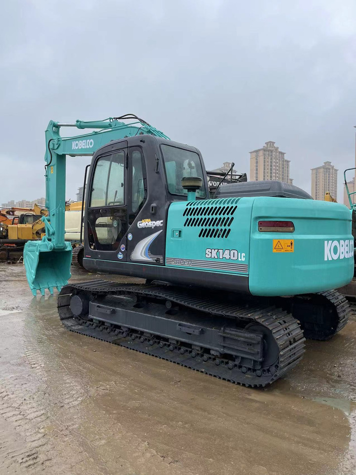 KOBELCO SK140 - Міні-екскаватор: фото 1 KOBELCO SK140 - Міні-екскаватор: фото 1