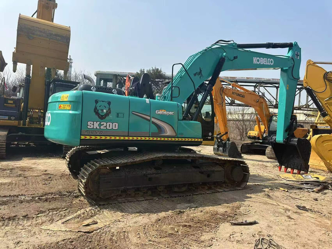 KOBELCO SK200-8 - Міні-екскаватор: фото 4 KOBELCO SK200-8 - Міні-екскаватор: фото 4
