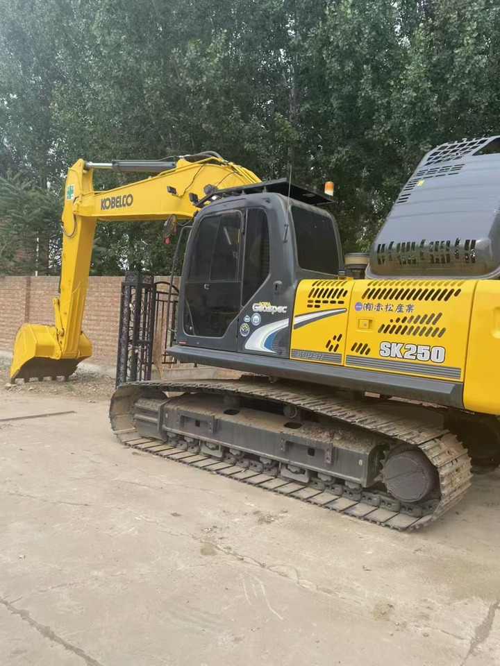 KOBELCO SK250 - Міні-екскаватор: фото 3 KOBELCO SK250 - Міні-екскаватор: фото 3