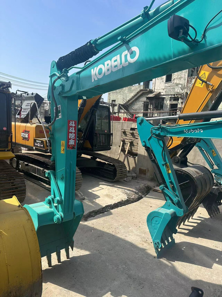 KOBELCO SK75 - Міні-екскаватор: фото 2 KOBELCO SK75 - Міні-екскаватор: фото 2