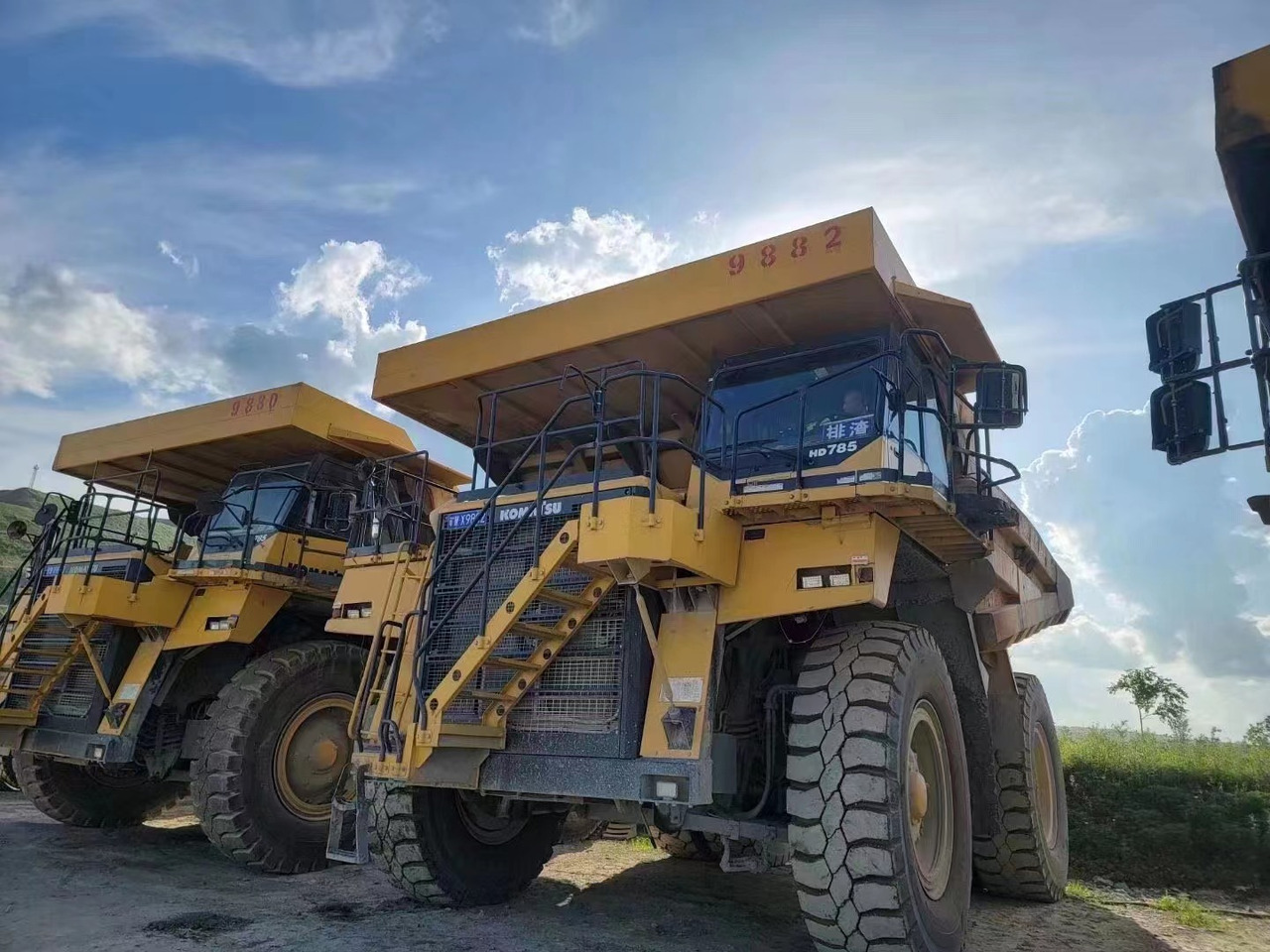 KOMATSU HD785 - Самоскид вантажівка: фото 2 KOMATSU HD785 - Самоскид вантажівка: фото 2