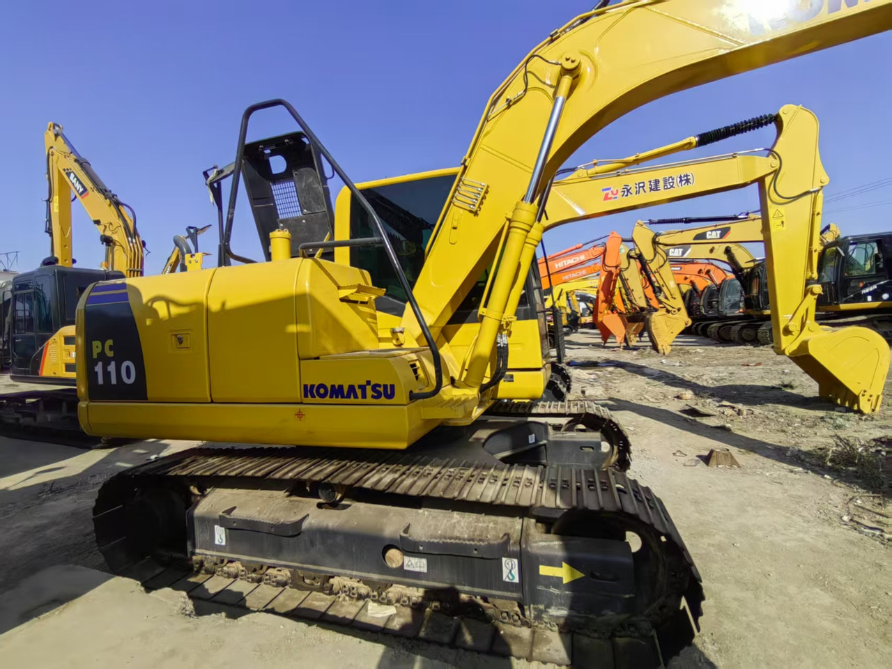 KOMATSU PC110-7 - Гусеничний екскаватор: фото 3 KOMATSU PC110-7 - Гусеничний екскаватор: фото 3