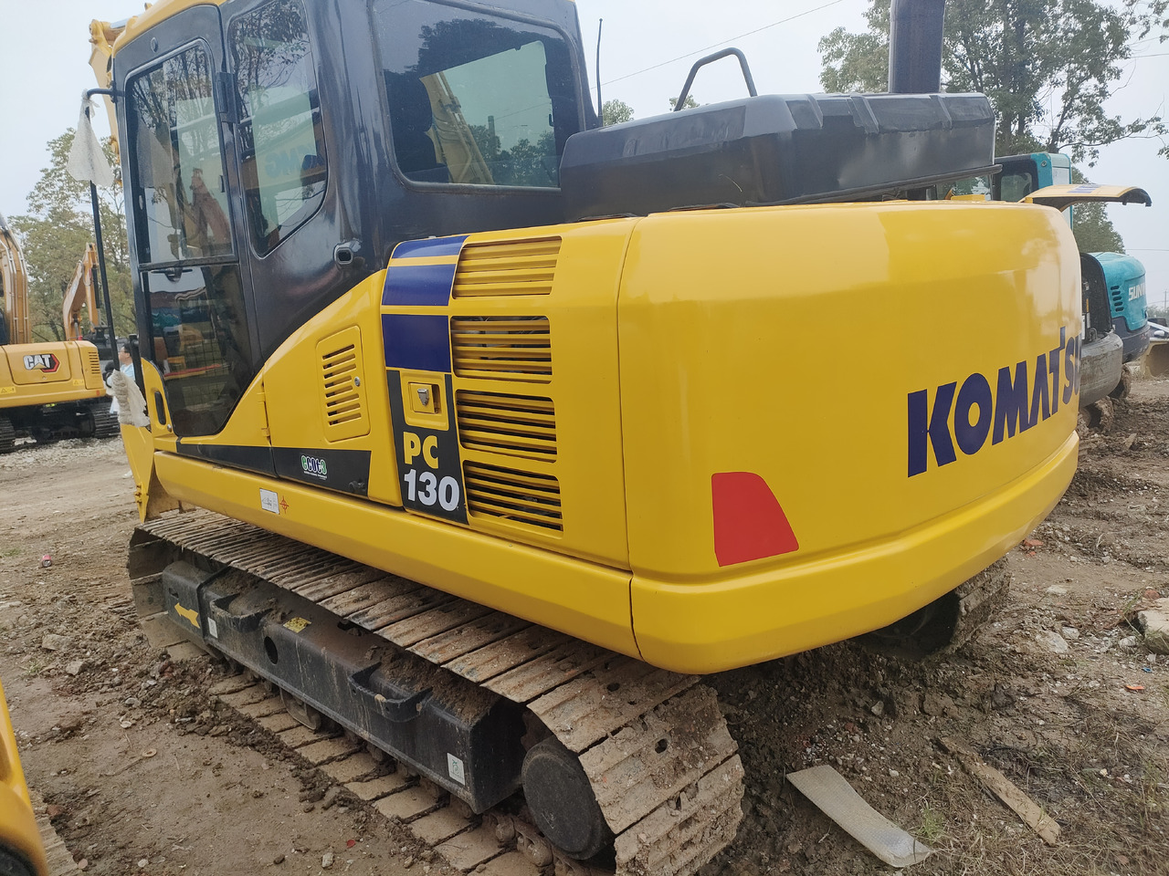 KOMATSU PC130-7 - Колісний екскаватор: фото 5 KOMATSU PC130-7 - Колісний екскаватор: фото 5