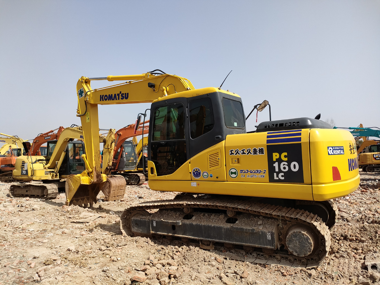 KOMATSU PC160-7 - Гусеничний екскаватор: фото 1 KOMATSU PC160-7 - Гусеничний екскаватор: фото 1