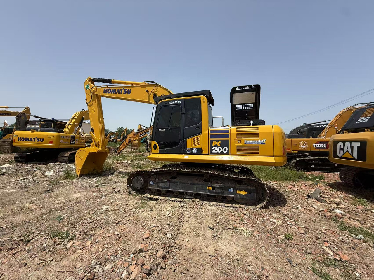 KOMATSU PC200-8 - Гусеничний екскаватор: фото 2 KOMATSU PC200-8 - Гусеничний екскаватор: фото 2