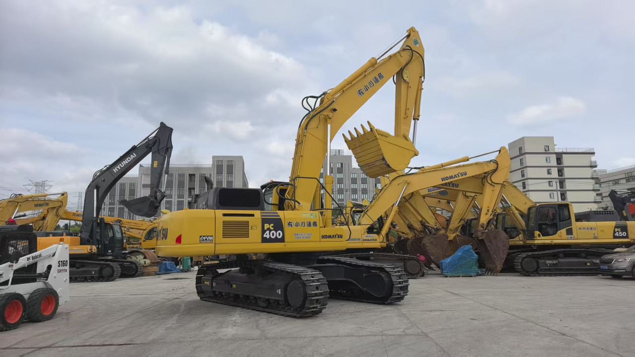KOMATSU PC400-8 - Гусеничний екскаватор: фото 1 KOMATSU PC400-8 - Гусеничний екскаватор: фото 1