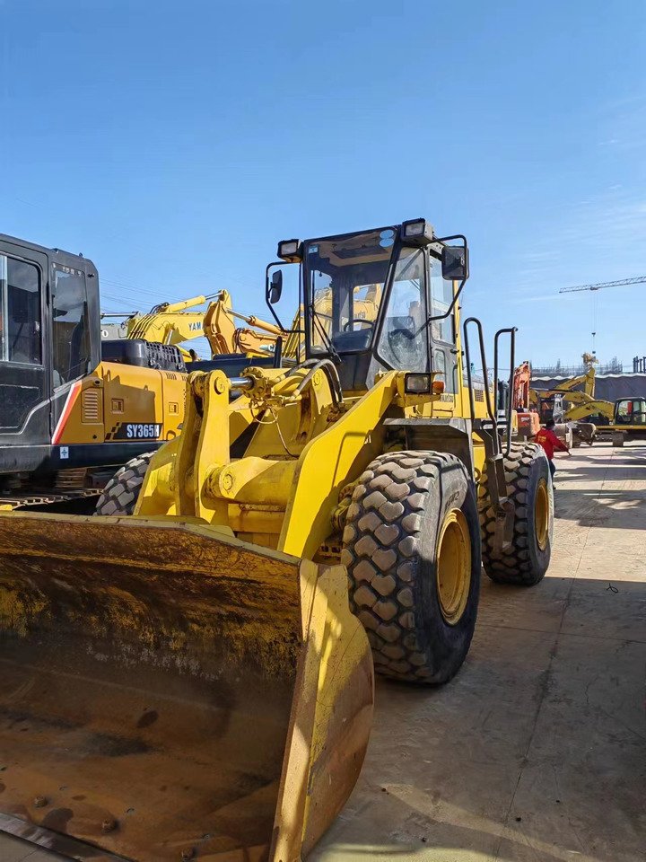 KOMATSU WA320-3 - Колісний навантажувач: фото 3 KOMATSU WA320-3 - Колісний навантажувач: фото 3