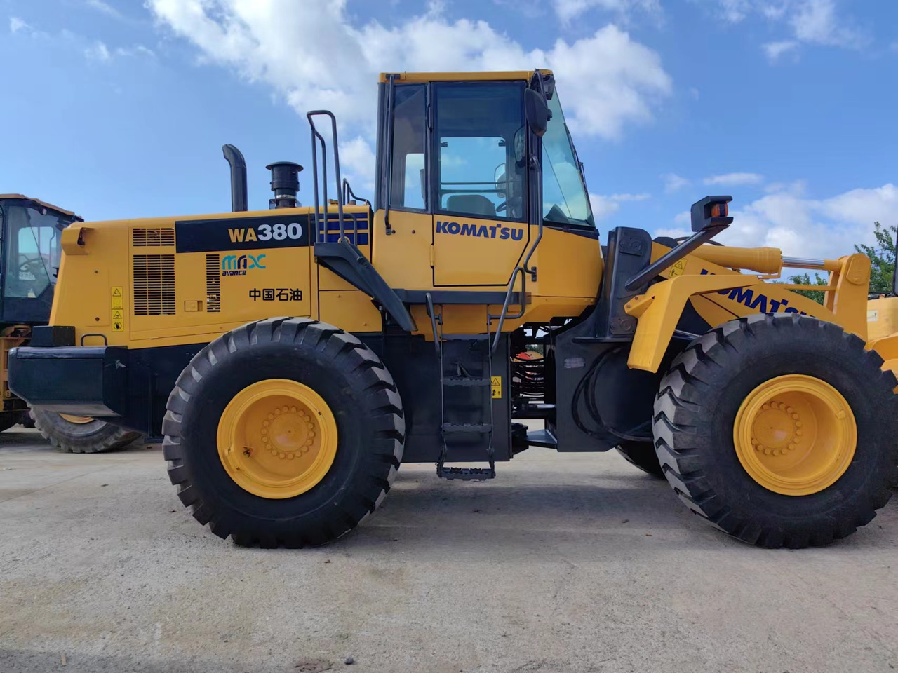 KOMATSU WA380-6 - Колісний навантажувач: фото 4 KOMATSU WA380-6 - Колісний навантажувач: фото 4