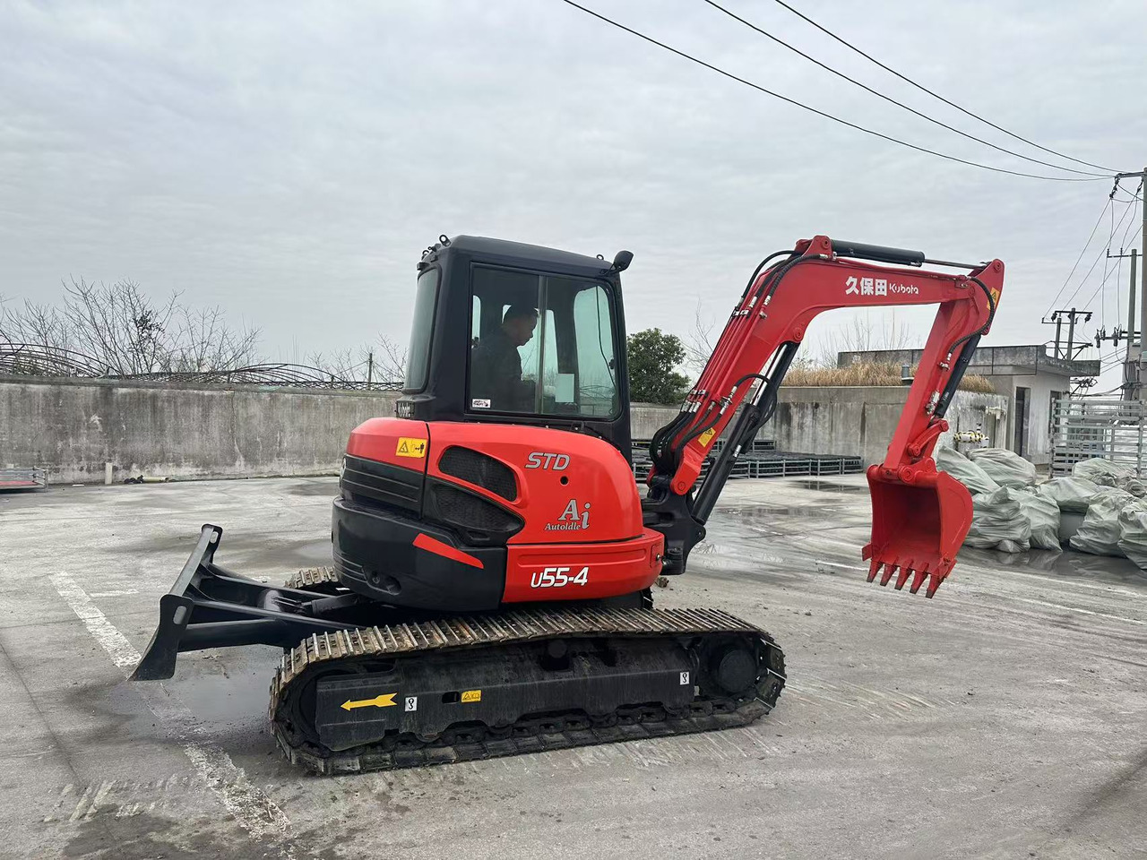 KUBOTA U55 - Міні-екскаватор: фото 4 KUBOTA U55 - Міні-екскаватор: фото 4