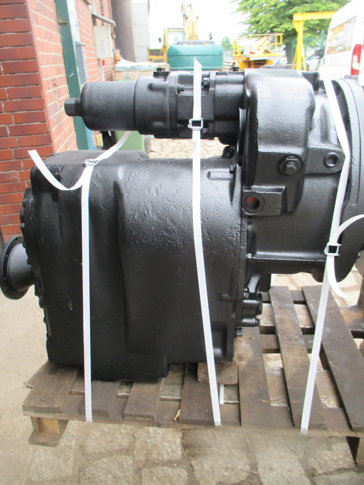 Skrzynia biegów Clark Hurth - Коробка передач в категорії Будівельна техніка: фото 1 Skrzynia biegów Clark Hurth - Коробка передач в категорії Будівельна техніка: фото 1