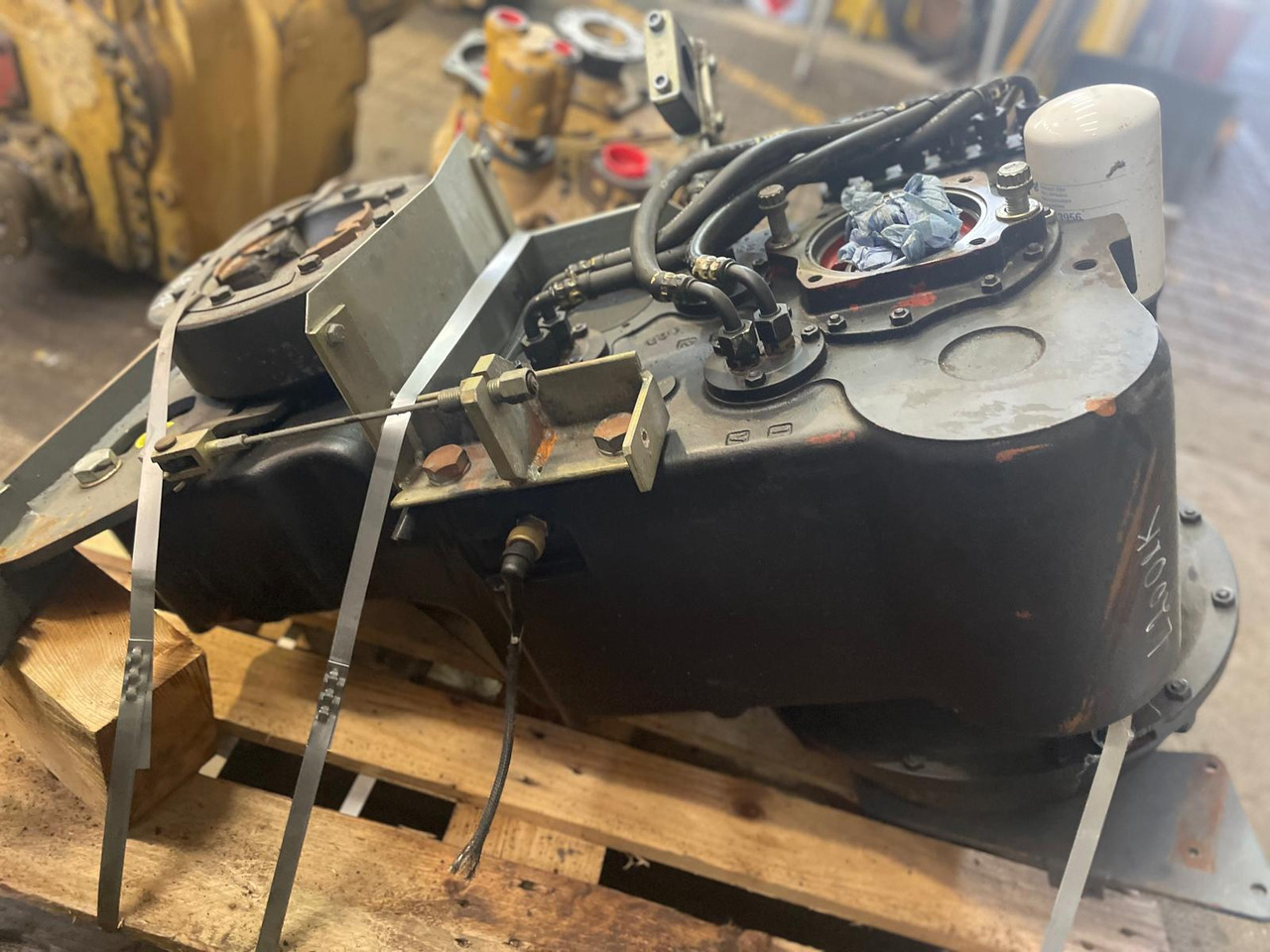 ZF 4WG120 z Ładowarki O&K L20 - Коробка передач в категорії Навантажувачі: фото 5 ZF 4WG120 z Ładowarki O&K L20 - Коробка передач в категорії Навантажувачі: фото 5