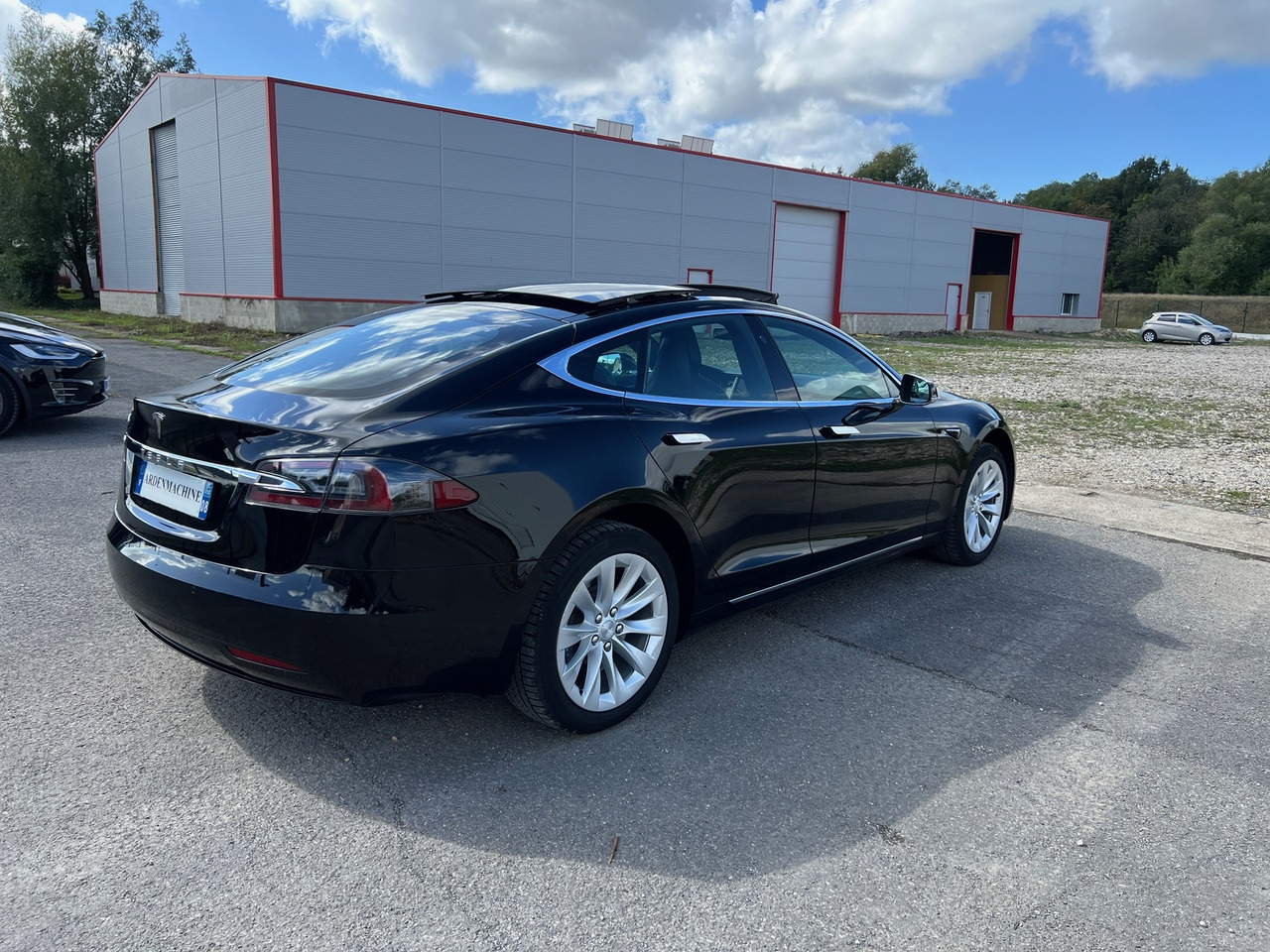 TESLA Model S 75D -Capacité de conduite autonome – Phase 2 – 93% SOH - Седан: фото 2 TESLA Model S 75D -Capacité de conduite autonome – Phase 2 – 93% SOH - Седан: фото 2