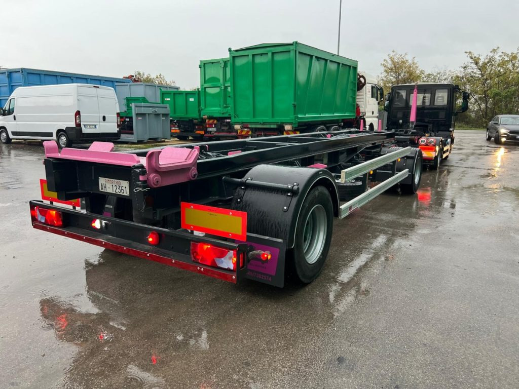 ATLAS RIMORCHIO ATLAS SCARRABILE - Причіп мультиліфт/ Бункеровоз: фото 2 ATLAS RIMORCHIO ATLAS SCARRABILE - Причіп мультиліфт/ Бункеровоз: фото 2