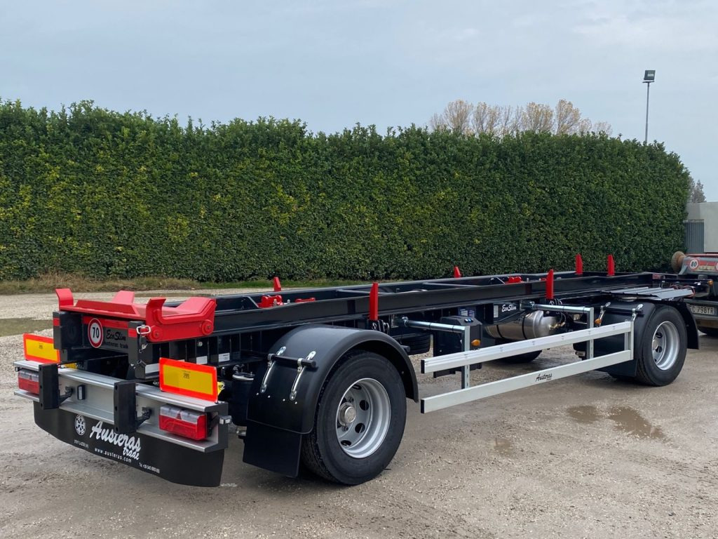 AUSTERAS RIMORCHIO NUOVO AUSTERAS SCARRABILE PNEUMATICO - Причіп мультиліфт/ Бункеровоз: фото 2 AUSTERAS RIMORCHIO NUOVO AUSTERAS SCARRABILE PNEUMATICO - Причіп мультиліфт/ Бункеровоз: фото 2