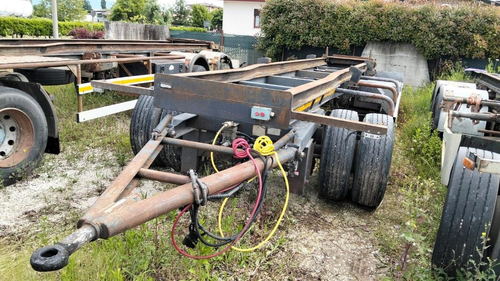 CARDI RIMORCHIO CARDI SCARRABILE PNEUMATICO - Причіп мультиліфт/ Бункеровоз: фото 1 CARDI RIMORCHIO CARDI SCARRABILE PNEUMATICO - Причіп мультиліфт/ Бункеровоз: фото 1