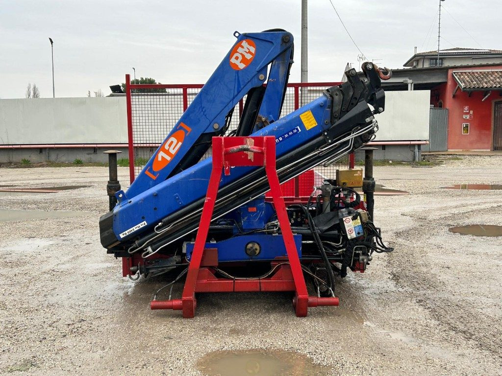 CONTAINER SCARRABILE NUOVO A PIANALE CON GRU - Мультиліфт-контейнер: фото 2 CONTAINER SCARRABILE NUOVO A PIANALE CON GRU - Мультиліфт-контейнер: фото 2