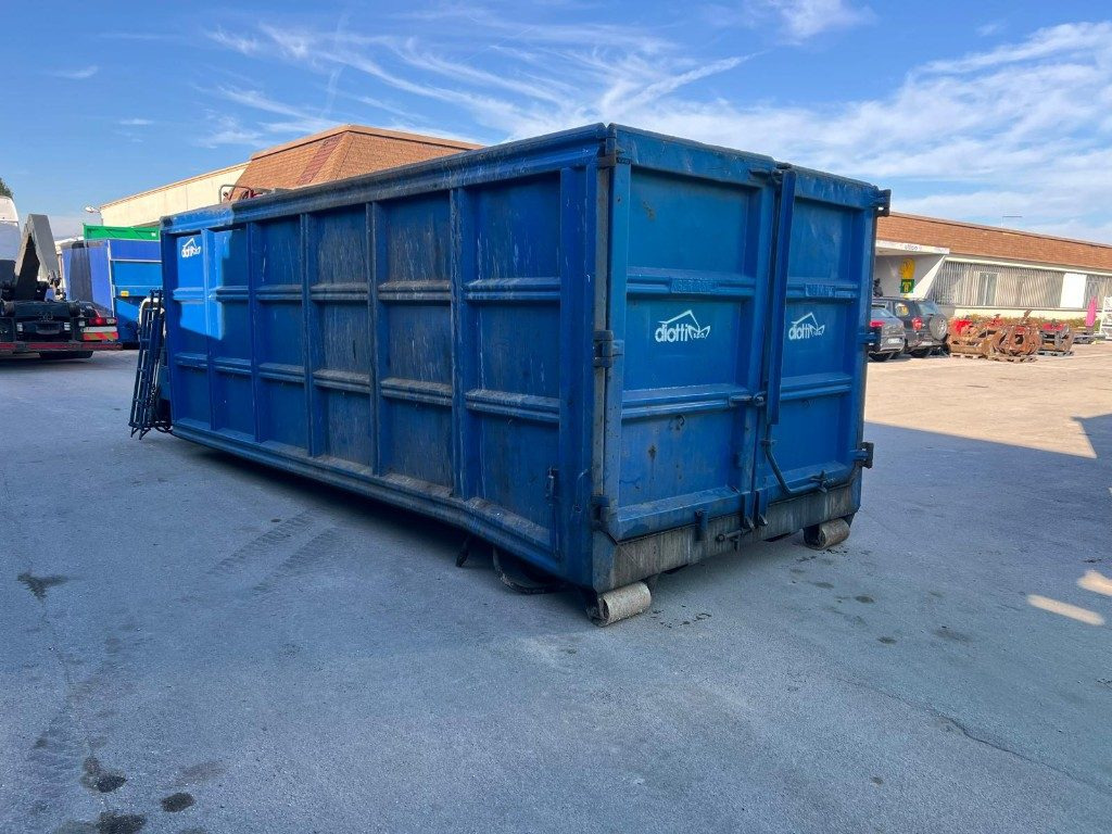 CONTAINER SCARRABILE USATO A CIELO APERTO CON GRU - Мультиліфт-контейнер: фото 4 CONTAINER SCARRABILE USATO A CIELO APERTO CON GRU - Мультиліфт-контейнер: фото 4