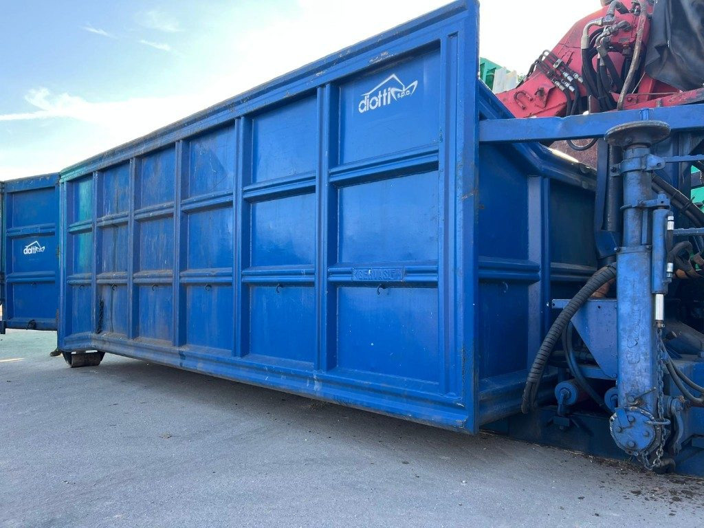 CONTAINER SCARRABILE USATO A CIELO APERTO CON GRU - Мультиліфт-контейнер: фото 3 CONTAINER SCARRABILE USATO A CIELO APERTO CON GRU - Мультиліфт-контейнер: фото 3