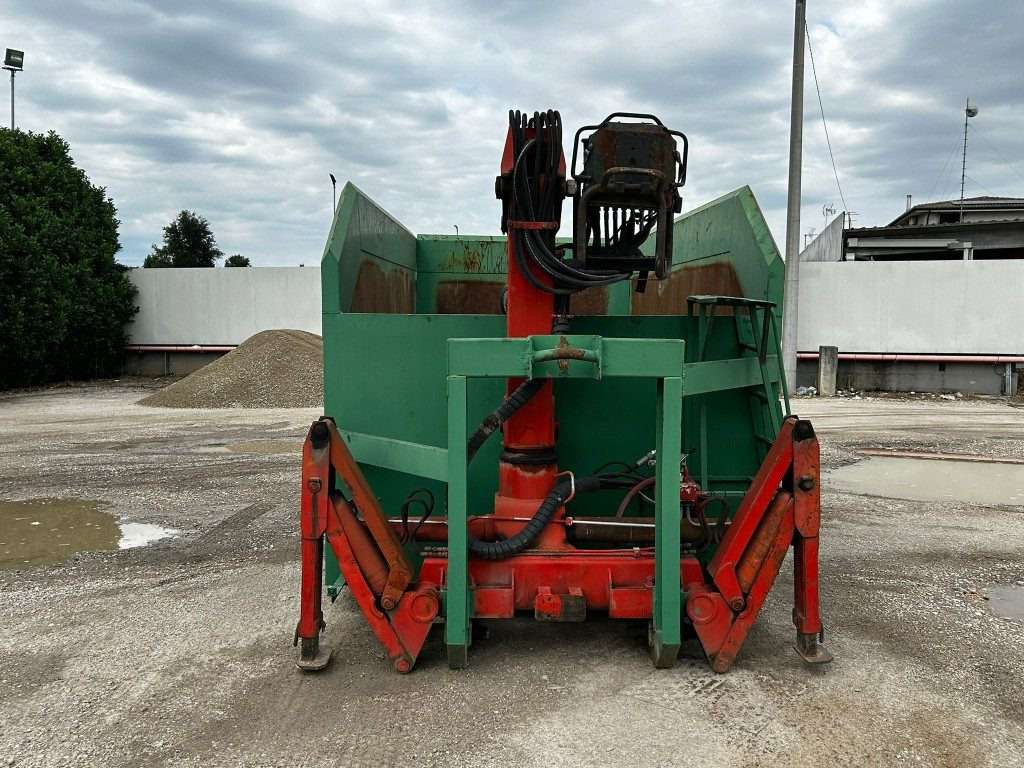 CONTAINER SCARRABILE USATO A CIELO APERTO + GRU - Мультиліфт-контейнер: фото 2 CONTAINER SCARRABILE USATO A CIELO APERTO + GRU - Мультиліфт-контейнер: фото 2