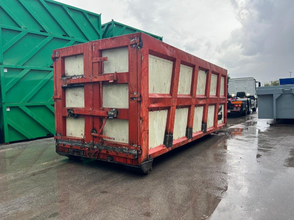CONTAINER SCARRABILE USATO A CIELO APERTO - Мультиліфт-контейнер: фото 4 CONTAINER SCARRABILE USATO A CIELO APERTO - Мультиліфт-контейнер: фото 4