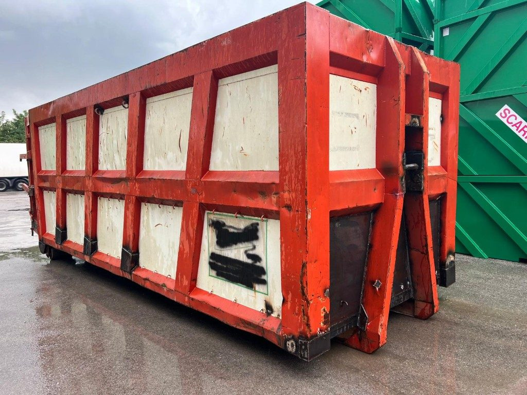 CONTAINER SCARRABILE USATO A CIELO APERTO - Мультиліфт-контейнер: фото 2 CONTAINER SCARRABILE USATO A CIELO APERTO - Мультиліфт-контейнер: фото 2