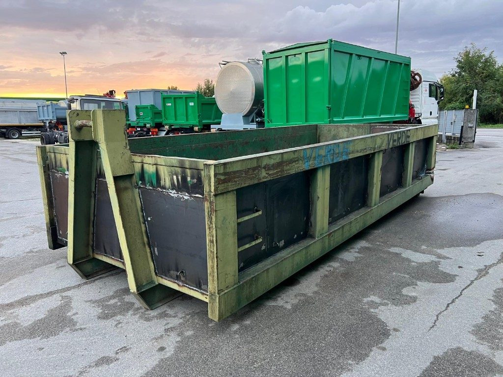 CONTAINER SCARRABILE USATO A CIELO APERTO - Мультиліфт-контейнер: фото 1 CONTAINER SCARRABILE USATO A CIELO APERTO - Мультиліфт-контейнер: фото 1