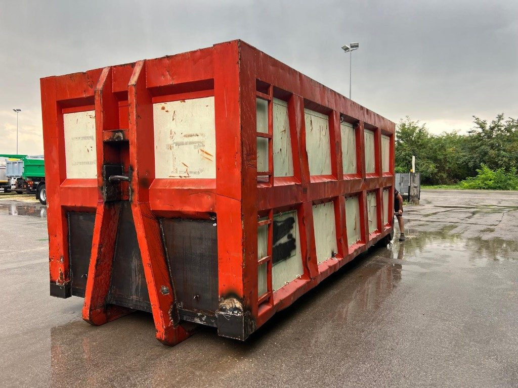 CONTAINER SCARRABILE USATO A CIELO APERTO - Мультиліфт-контейнер: фото 1 CONTAINER SCARRABILE USATO A CIELO APERTO - Мультиліфт-контейнер: фото 1