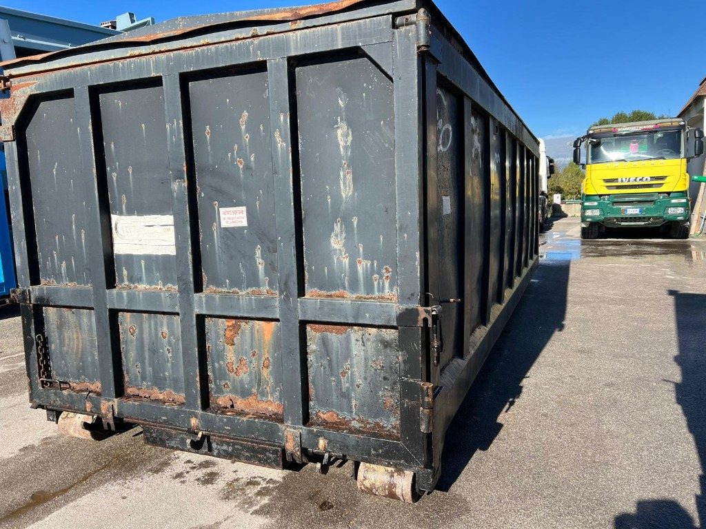 CONTAINER SCARRABILE USATO CON COPERCHIO - Мультиліфт-контейнер: фото 4 CONTAINER SCARRABILE USATO CON COPERCHIO - Мультиліфт-контейнер: фото 4