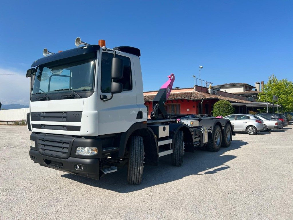 DAF CF85 SCARRABILE - Гаковий мультиліфт вантажівка: фото 1 DAF CF85 SCARRABILE - Гаковий мультиліфт вантажівка: фото 1