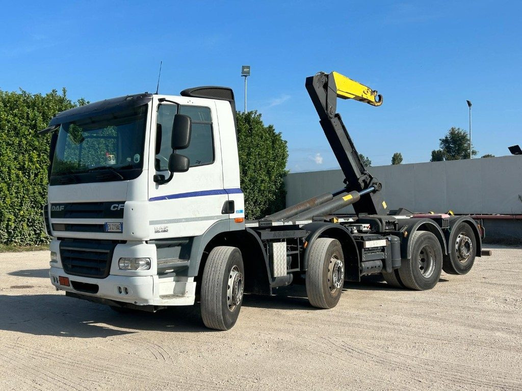 DAF CF85 SCARRABILE - Гаковий мультиліфт вантажівка: фото 1 DAF CF85 SCARRABILE - Гаковий мультиліфт вантажівка: фото 1