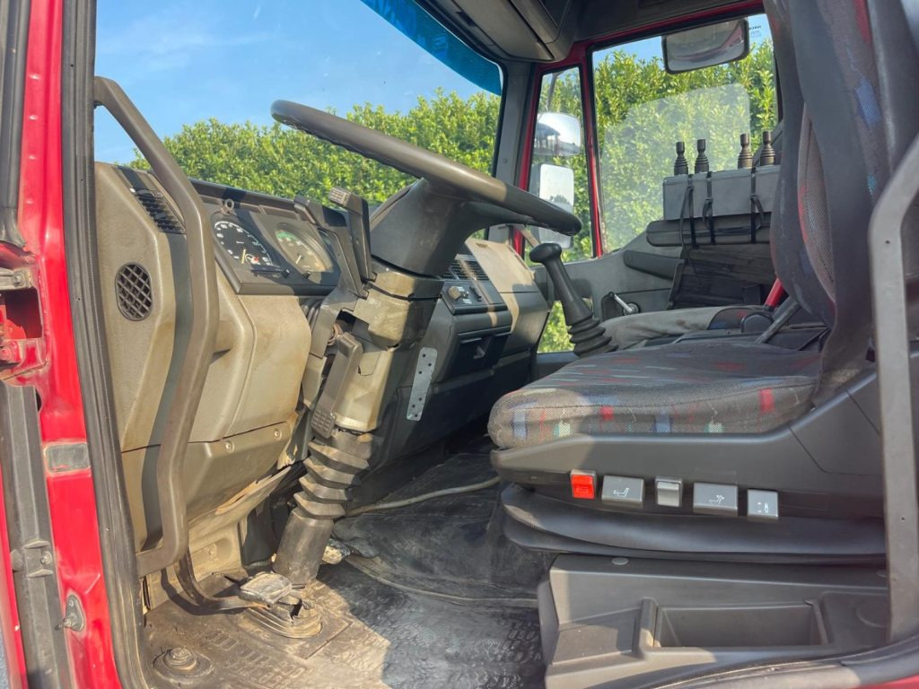 FIAT IVECO EUROCARGO 150E23 - Гаковий мультиліфт вантажівка: фото 3 FIAT IVECO EUROCARGO 150E23 - Гаковий мультиліфт вантажівка: фото 3