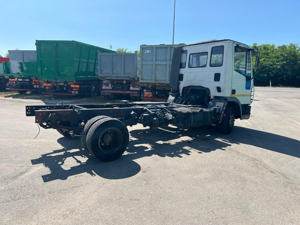 IVECO 80E15 A TELAIO - Вантажівка шасі: фото 3 IVECO 80E15 A TELAIO - Вантажівка шасі: фото 3
