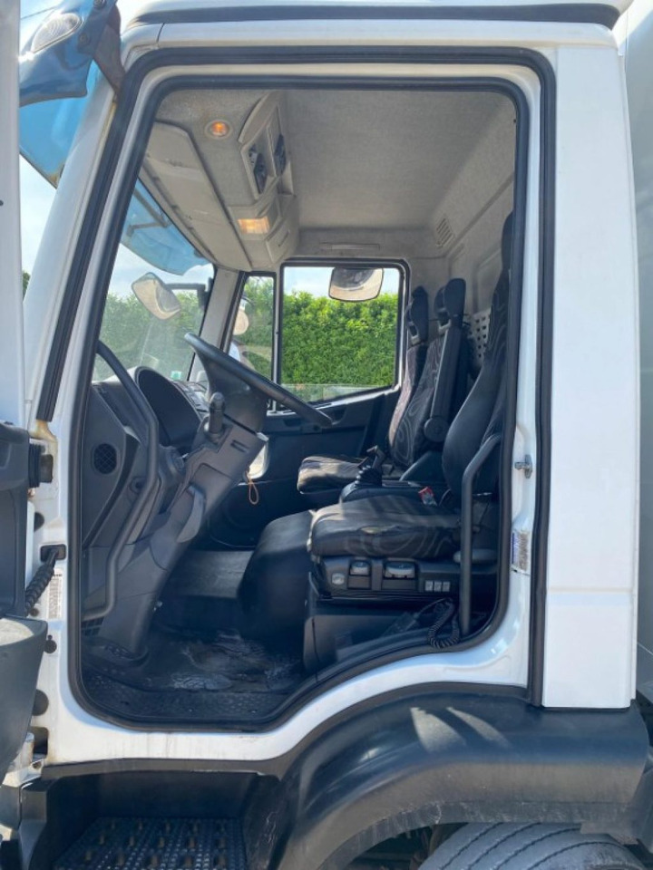 IVECO EUROCARGO 120E25 SCARRABILE - Гаковий мультиліфт вантажівка: фото 5 IVECO EUROCARGO 120E25 SCARRABILE - Гаковий мультиліфт вантажівка: фото 5