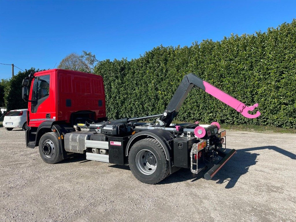IVECO EUROCARGO 160E SCARRABILE - Гаковий мультиліфт вантажівка: фото 3 IVECO EUROCARGO 160E SCARRABILE - Гаковий мультиліфт вантажівка: фото 3