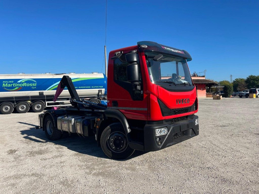IVECO EUROCARGO 160E USATO SCARRABILE - Гаковий мультиліфт вантажівка: фото 2 IVECO EUROCARGO 160E USATO SCARRABILE - Гаковий мультиліфт вантажівка: фото 2