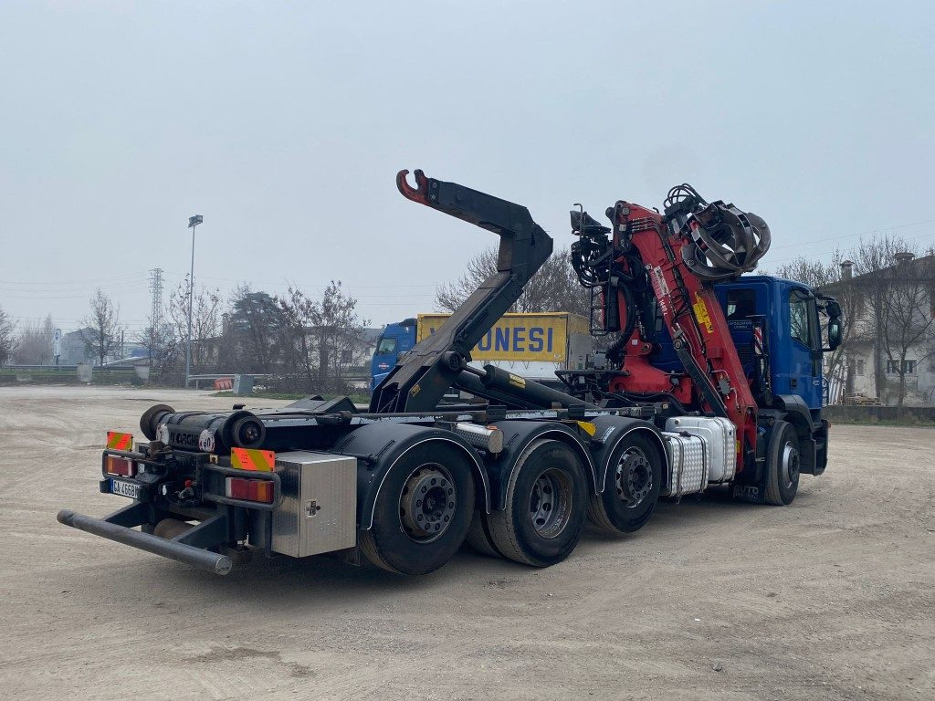IVECO STRALIS 260.450 SCARRABILE CON GRU - Гаковий мультиліфт вантажівка: фото 5 IVECO STRALIS 260.450 SCARRABILE CON GRU - Гаковий мультиліфт вантажівка: фото 5