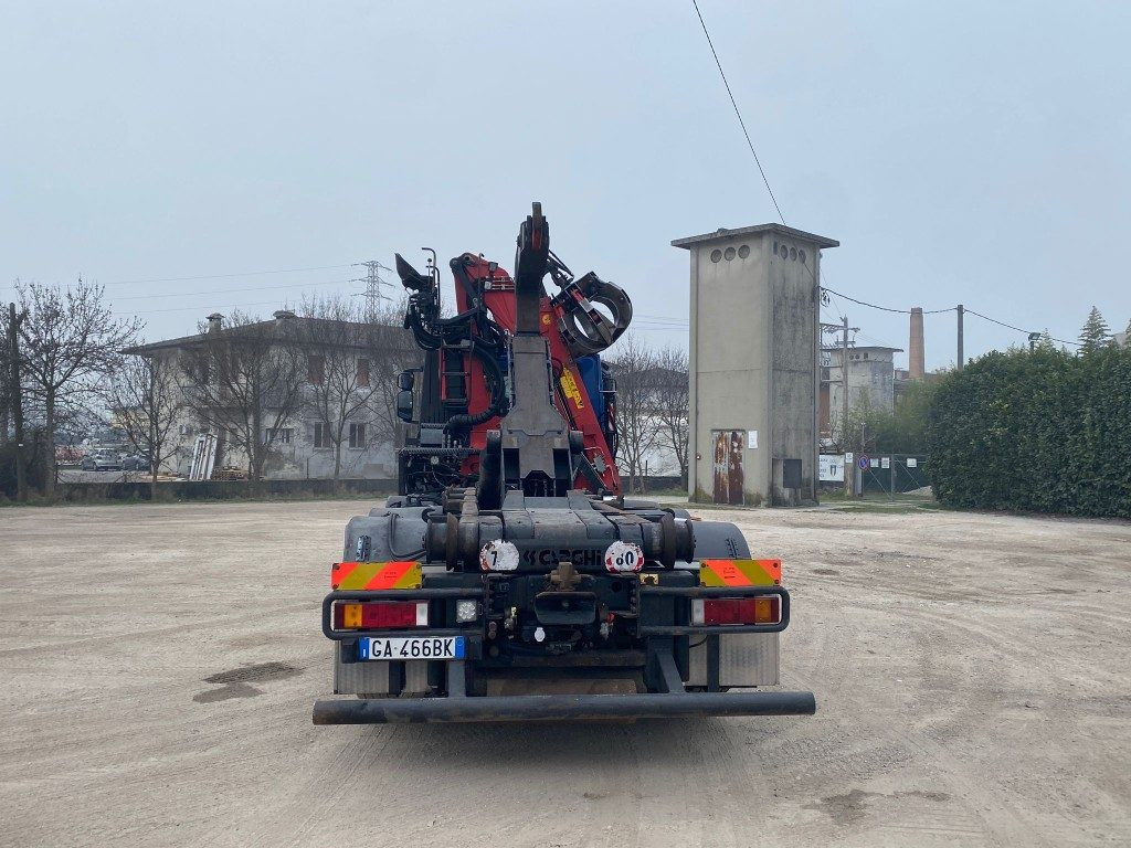 IVECO STRALIS 260.450 SCARRABILE CON GRU - Гаковий мультиліфт вантажівка: фото 4 IVECO STRALIS 260.450 SCARRABILE CON GRU - Гаковий мультиліфт вантажівка: фото 4