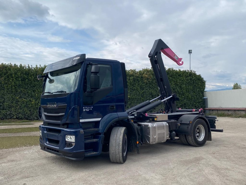 IVECO STRALIS 310 SCARRABILE FULL PNEUMATICO - Гаковий мультиліфт вантажівка: фото 1 IVECO STRALIS 310 SCARRABILE FULL PNEUMATICO - Гаковий мультиліфт вантажівка: фото 1