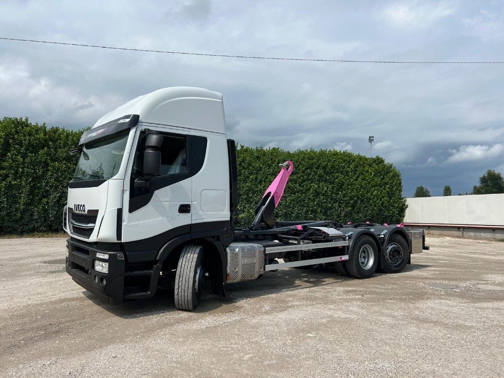 IVECO STRALIS 510 SCARRABILE - Гаковий мультиліфт вантажівка: фото 2 IVECO STRALIS 510 SCARRABILE - Гаковий мультиліфт вантажівка: фото 2