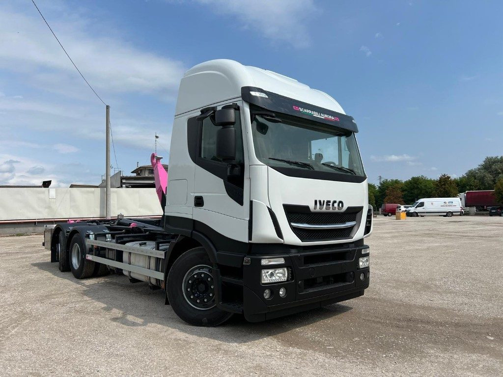IVECO STRALIS 510 SCARRABILE - Гаковий мультиліфт вантажівка: фото 1 IVECO STRALIS 510 SCARRABILE - Гаковий мультиліфт вантажівка: фото 1
